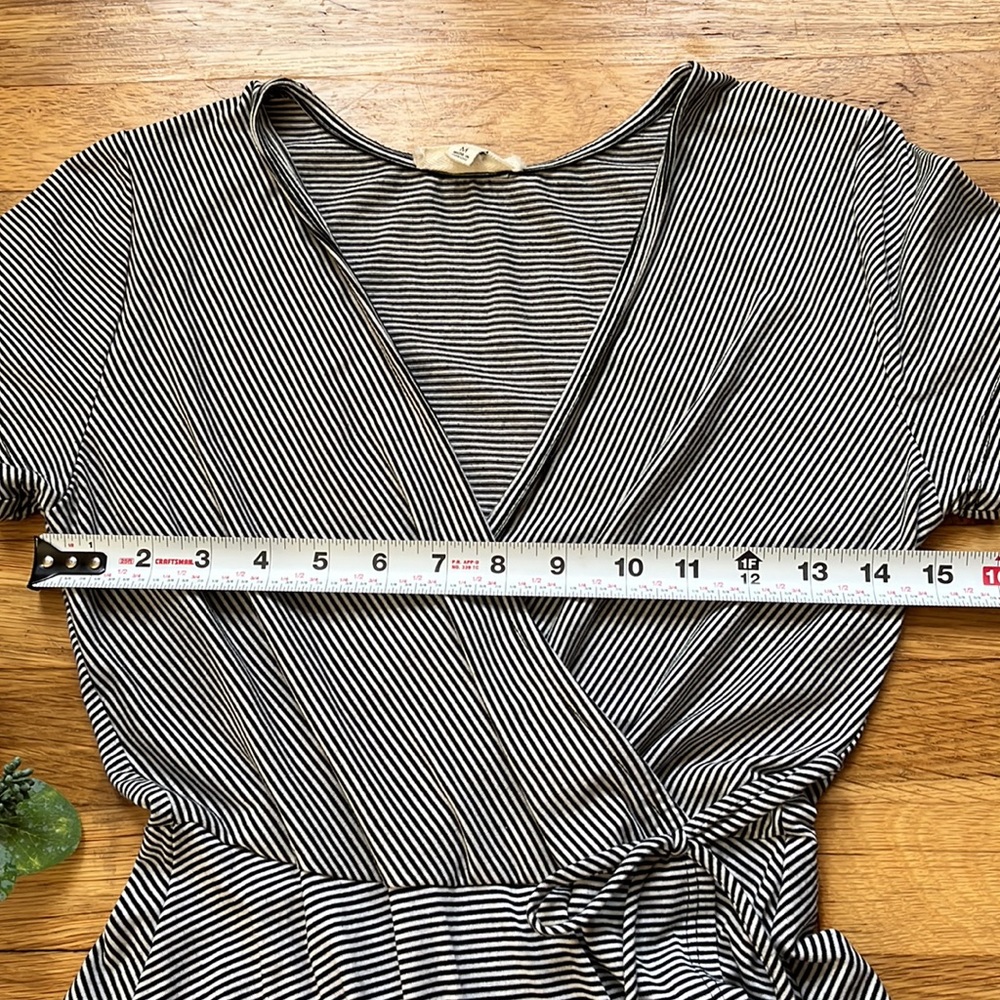 Rolla Coster Striped Faux Wrap Dress Size Medium - Picture 5 of 9